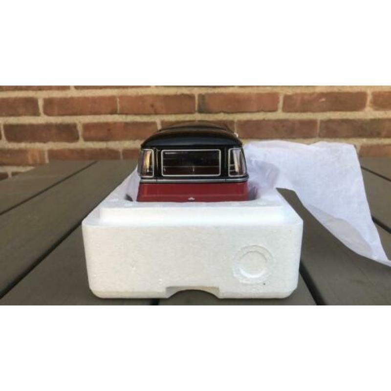 Volkswagen Bus T1 "Samba"1962, Rood / Zwart
