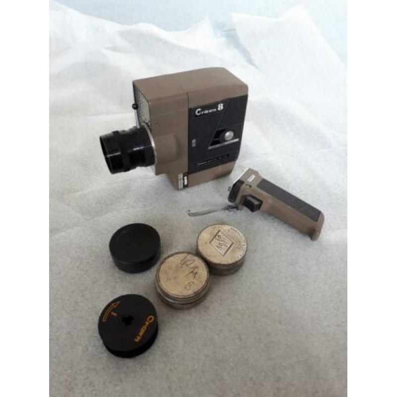 Crown 8 filmcamera model 501.