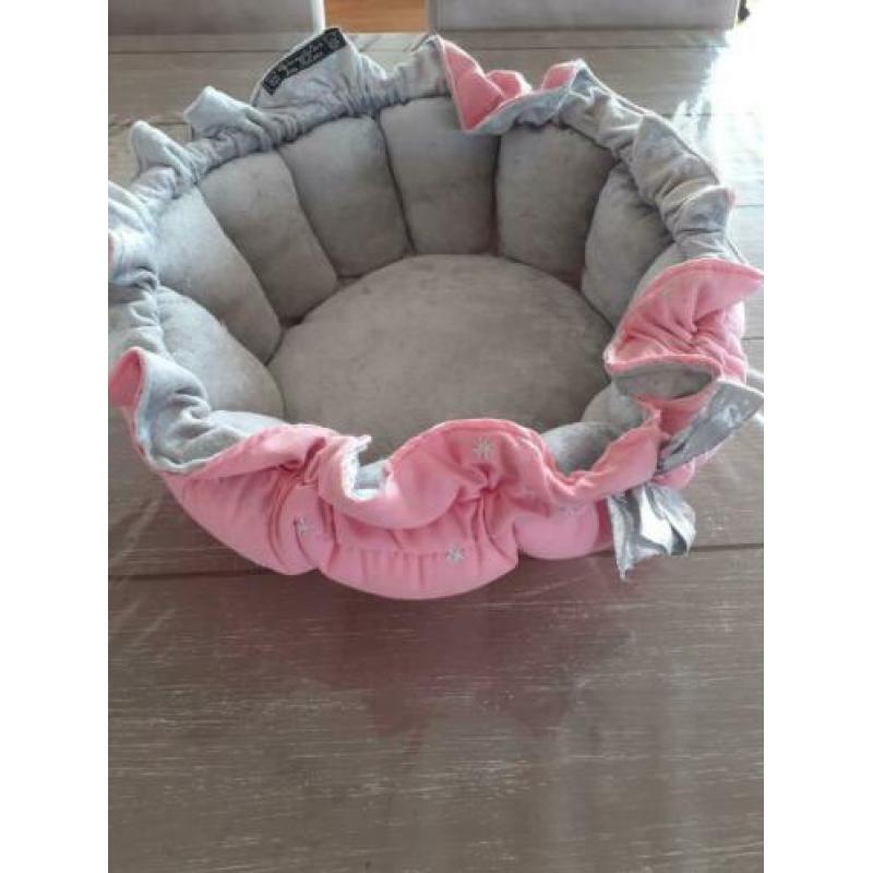 Poezenmand berenatelier joy palace