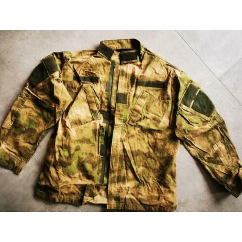 INVADER GEAR Kledingset