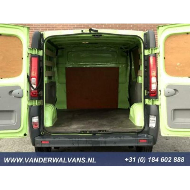 Renault Trafic 2.0dCi L1H1 BPM-vrij | Airco Navi Cruise PDC