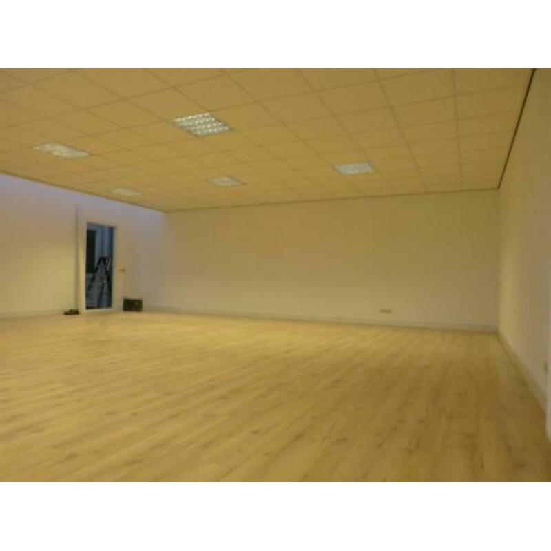 Mooie 200m2 kantoorruimte per 1 juni in Kamerik (Woerden)