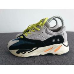 Adidas yeezy wave runner 700 maat 34 sneakers