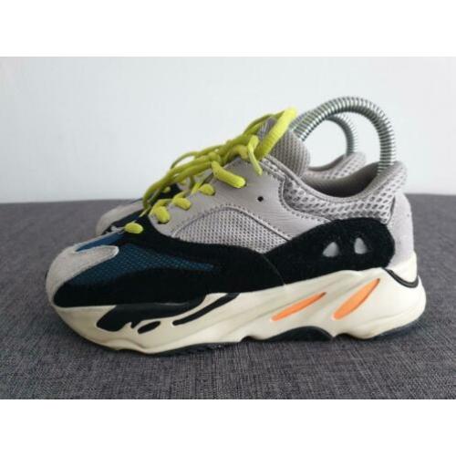 Adidas yeezy wave runner 700 maat 34 sneakers