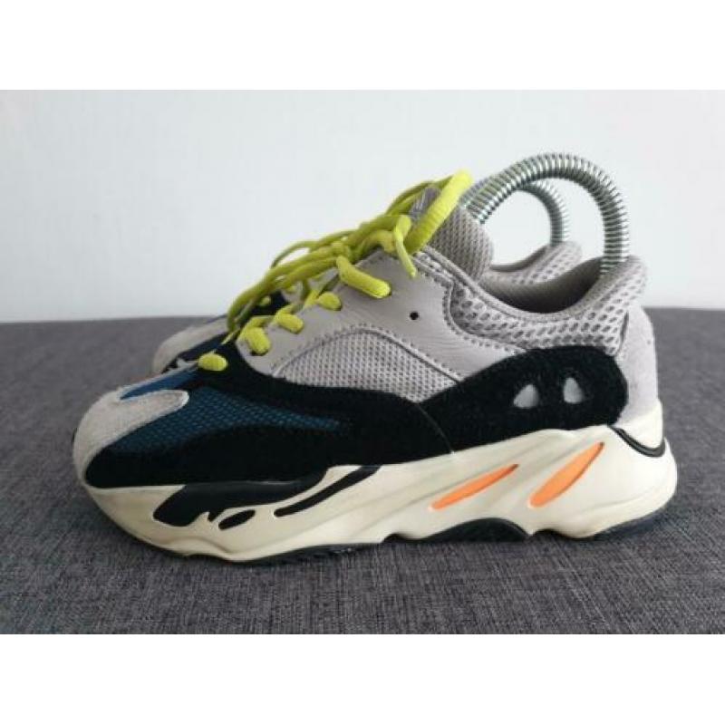 Adidas yeezy wave runner 700 maat 34 sneakers