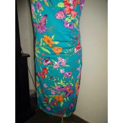 D4A King Louie stretch jurk gladde stof vlinders bloemen M