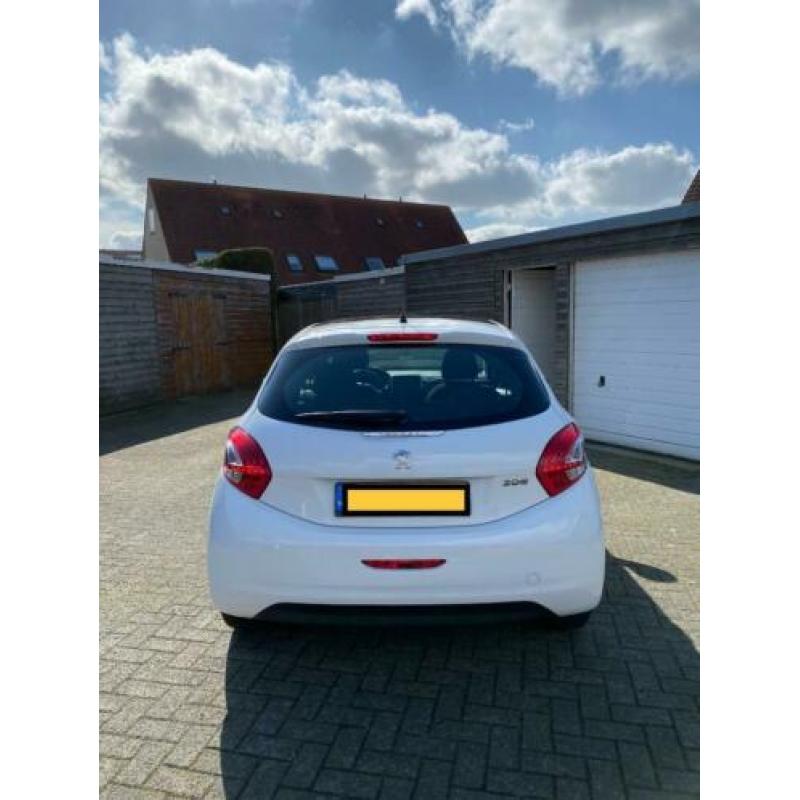 Peugeot 208 1.2 VTI 60KW/82PK 3-D 2012 Wit