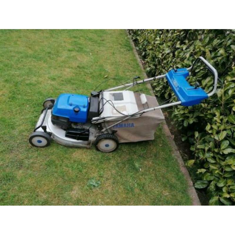 Te koop yamaha grasmaaier.