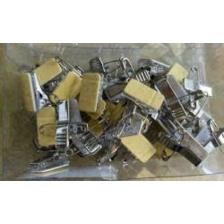 30 stuks diy self-adhesive clip pins for badges