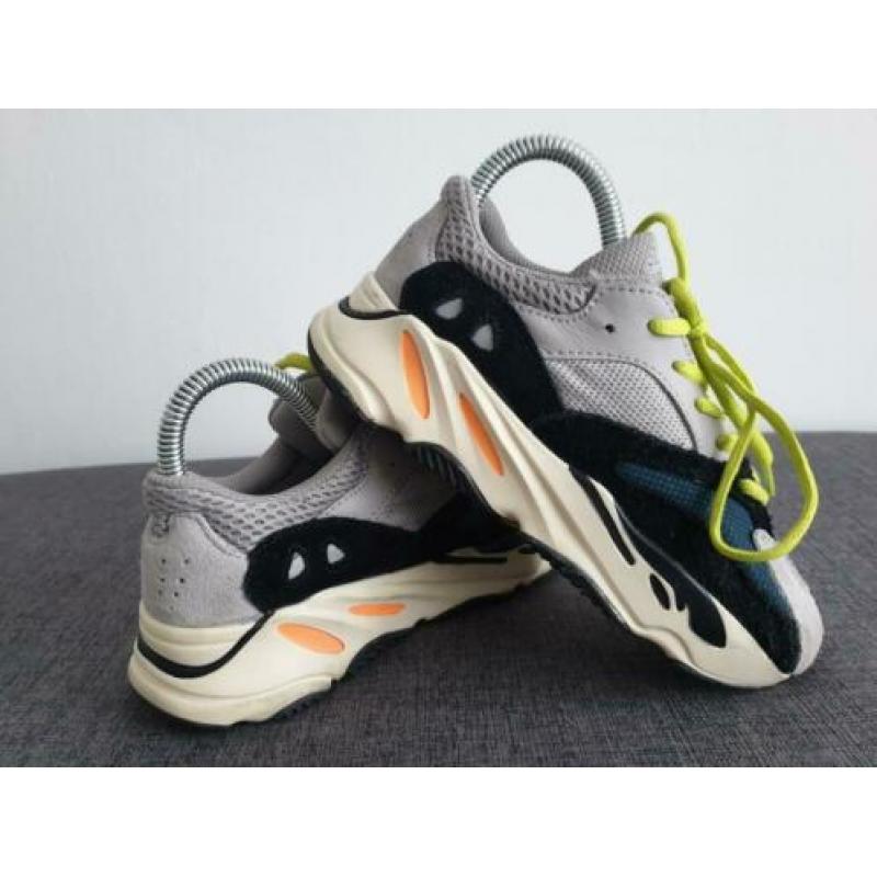 Adidas yeezy wave runner 700 maat 34 sneakers