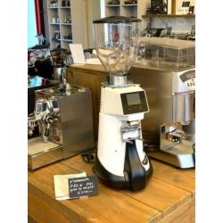Fiorenzato F83E xgi Grind by weight Espresso-molen NIEUW