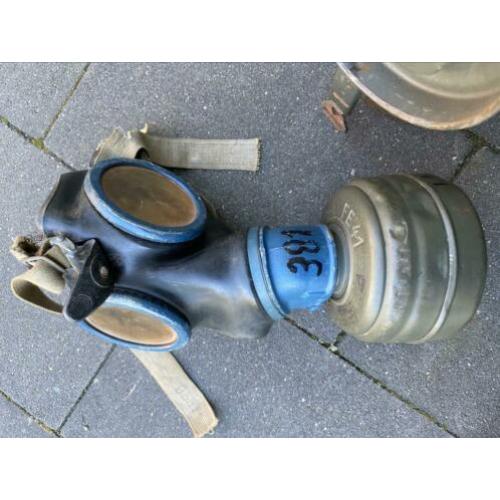 Duitse gasmaskerbus + gasmasker