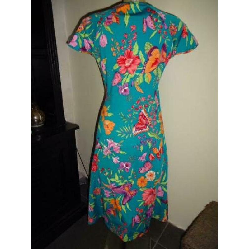 D4A King Louie stretch jurk gladde stof vlinders bloemen M