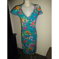 D4A King Louie stretch jurk gladde stof vlinders bloemen M