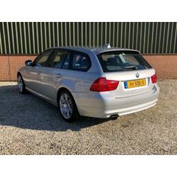 BMW 3-serie Touring 318i High Executive- LEDER-NAVIGATIE-CLI