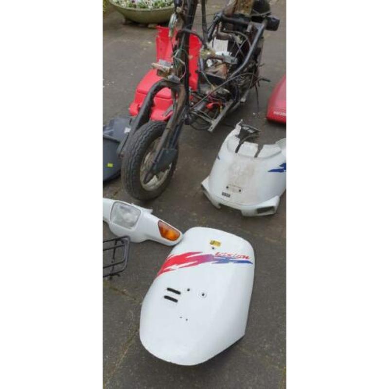 Honda Vision onderdelen brommer