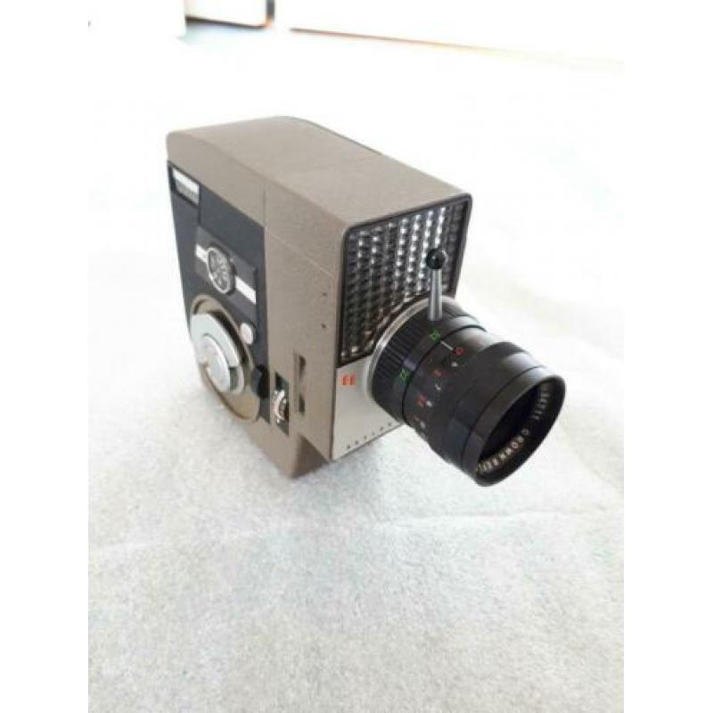 Crown 8 filmcamera model 501.