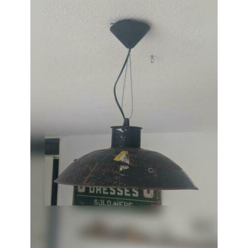 Industriële plafondlamp