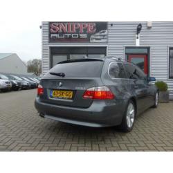 BMW 5-serie Touring 525i Executive -AUTOMAAT-VOLLEDER-GROOT