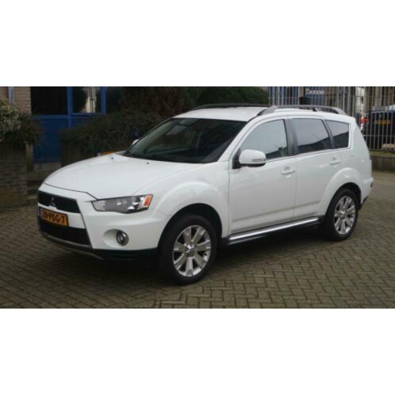 Mitsubishi Outlander 2.0 2WD Intro Edition