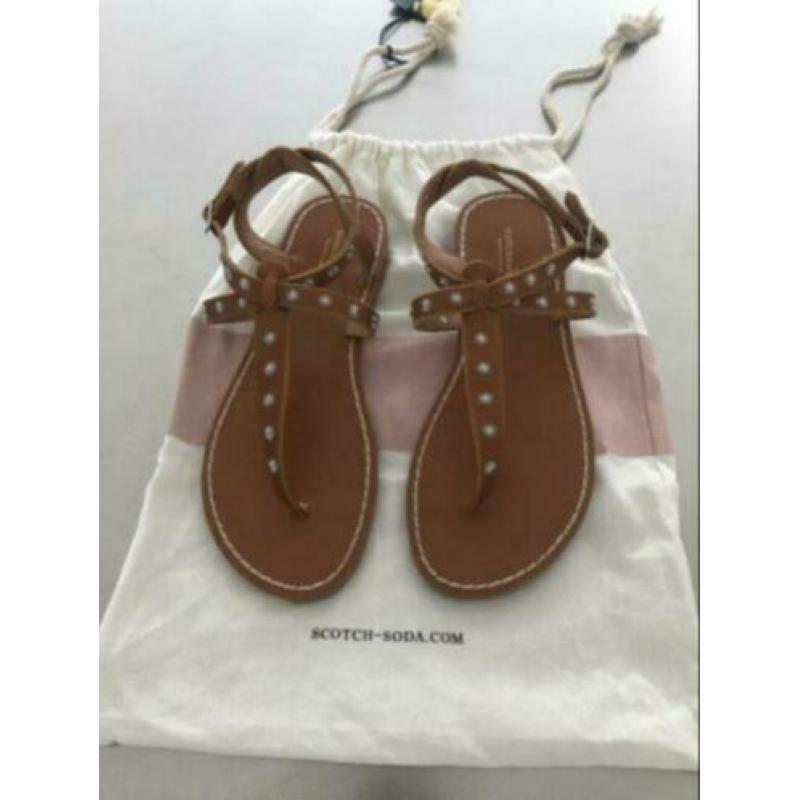 Nieuw bruin leren sandalen slippers Maison Scotch 40