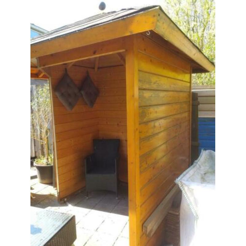 Tuinhuisje