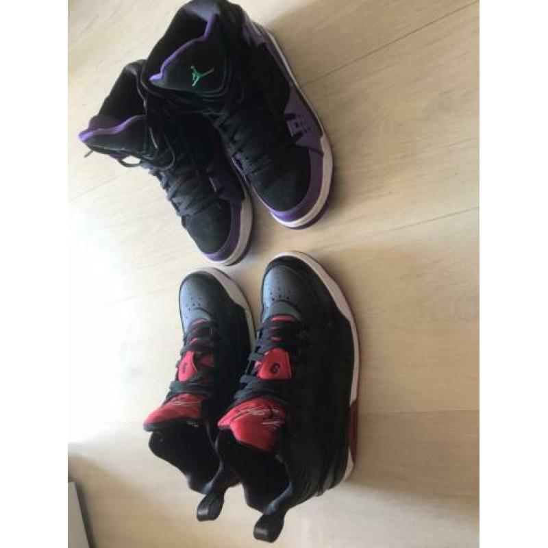 2 paar Jordans maat 39