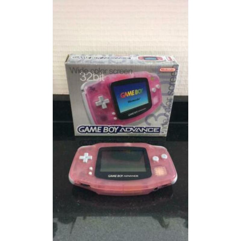 Game boy Advanced met 4 spelletjes