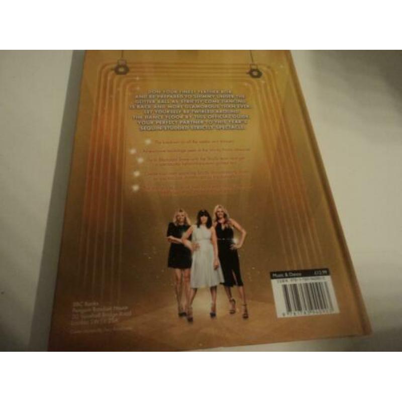 Official Strictly Come Dancing Annual 2017