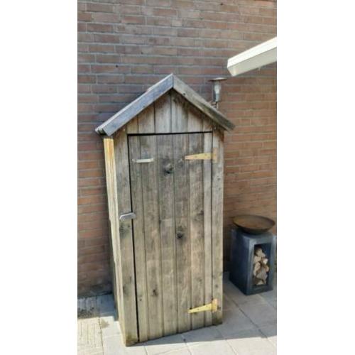 Tuinkast van hout
