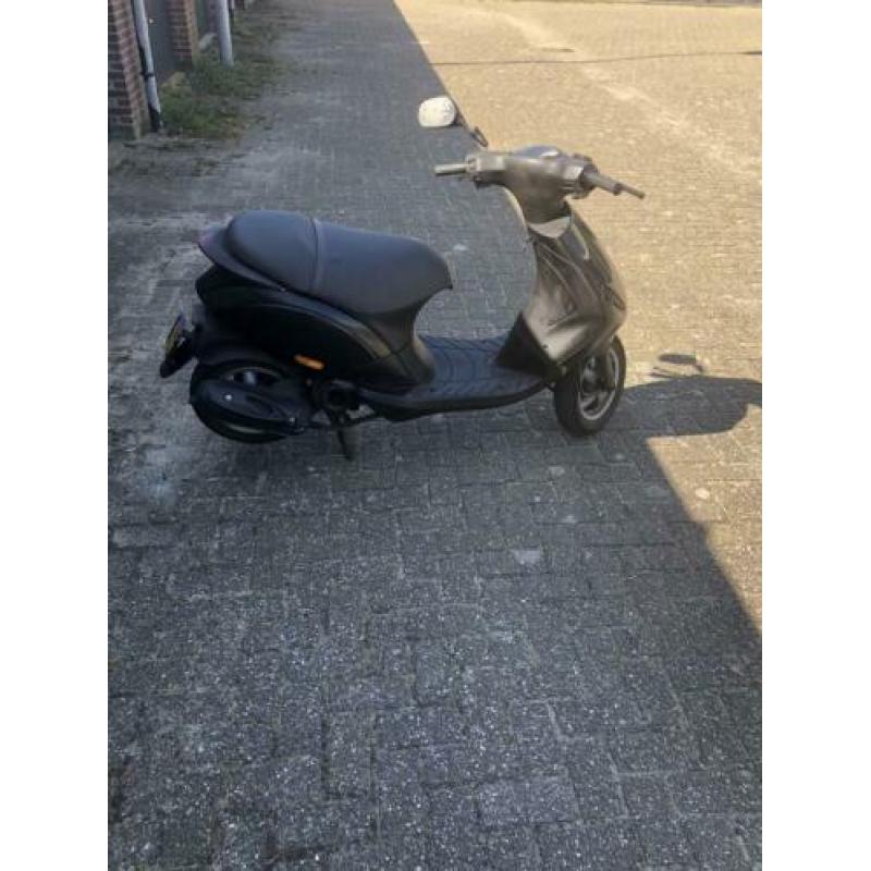 Zip 4takt brom 2009 lichte opknapper
