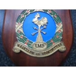 wapenschild -LMS = Luchtmacht Meteorologisch Squadron