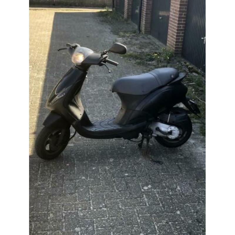 Zip 4takt brom 2009 lichte opknapper