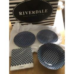 Servies Riverdale fantasie blauw/wit NIEUW