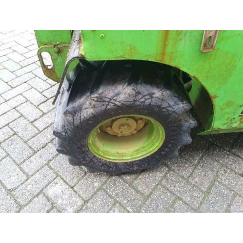 Hoogwerker , schaarlift Genie 2668 (bj 2000)