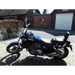Honda magna