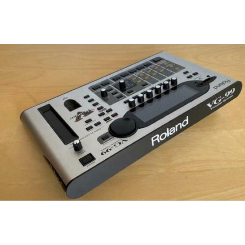 Roland vg99 vg-99 gitaar synthesizer en footcontroller