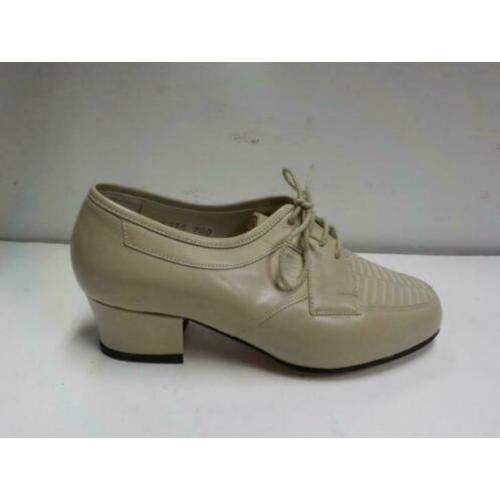 Vintage beige schoenen 38