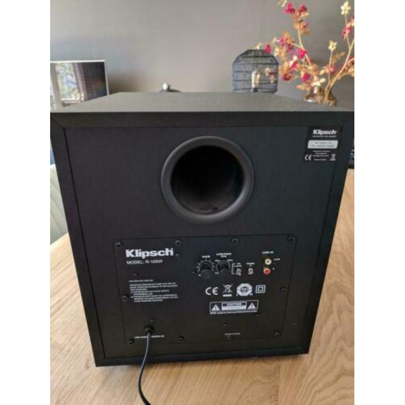 Klipsch R-10SW subwoofer