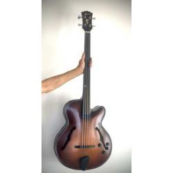 Super mooie semi akoestische fretloze jazz Landscape bas