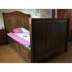 Eikenhouten antiek bed