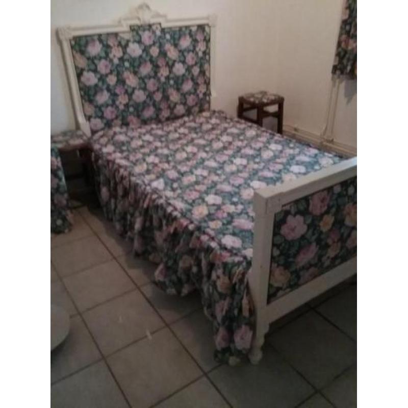 Antiek bed