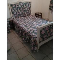 Antiek bed