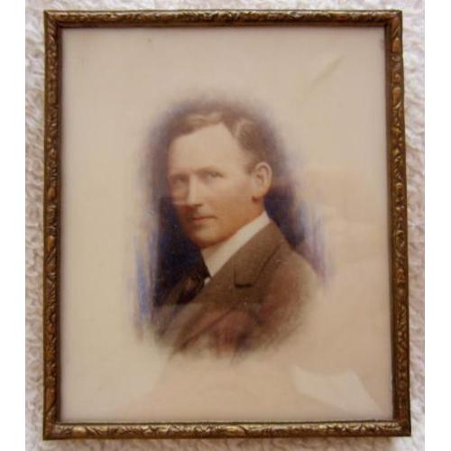 ca 1920 = portret miniatuur = portret van een man = ca 1920