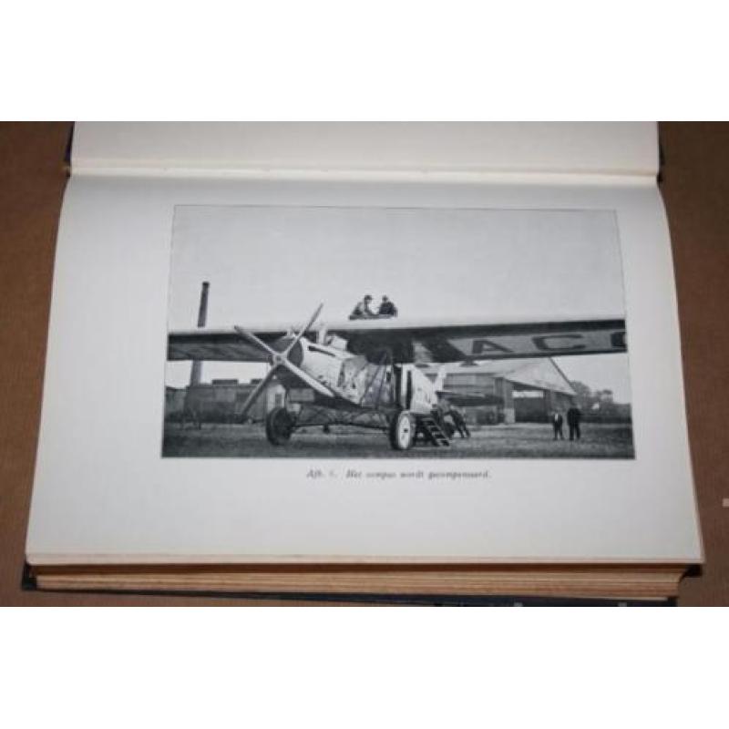 Door de lucht naar Indië - 1925 !!