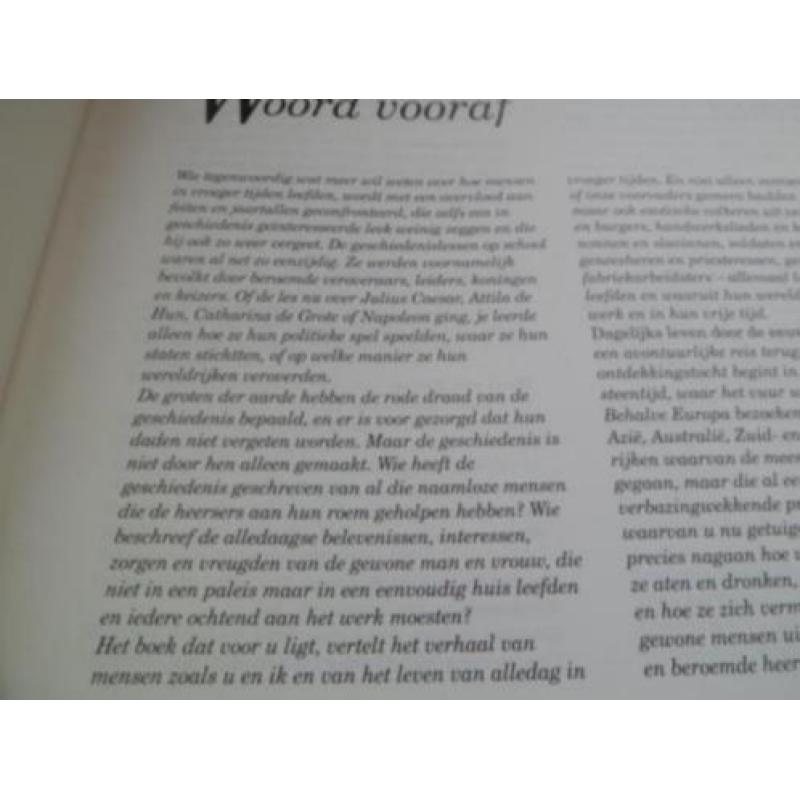 Dagelijks leven door de eeuwen heen ( readers digest)