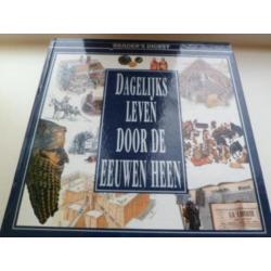 Dagelijks leven door de eeuwen heen ( readers digest)