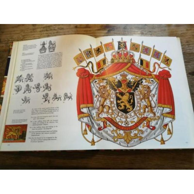 Boek: heraldry ( heraldiek, Engels) sources, symbols, schild