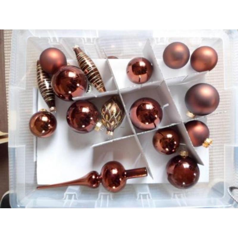 55 bruin en 25 goudkleurig kerstballen en piek (glas)