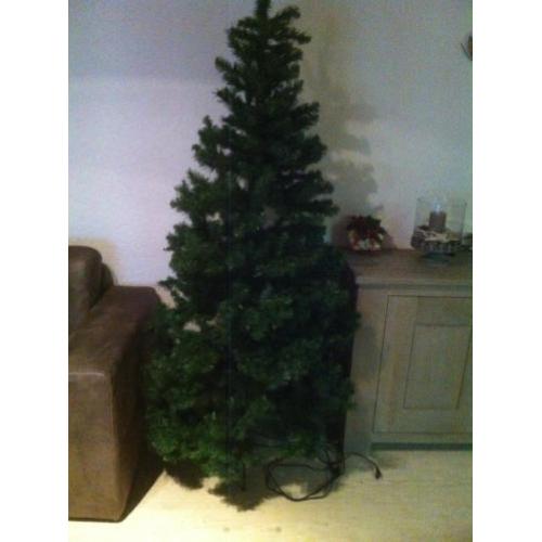 kerstboom triumpf tree hoogte 2mtr met 200 lampjes